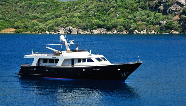 BLUE LADY yacht for sale 3