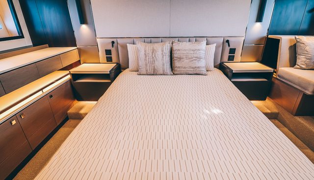 TRAMONTO yacht for sale 27