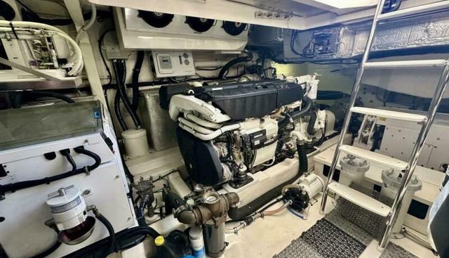 Command At Sea yacht for sale 98