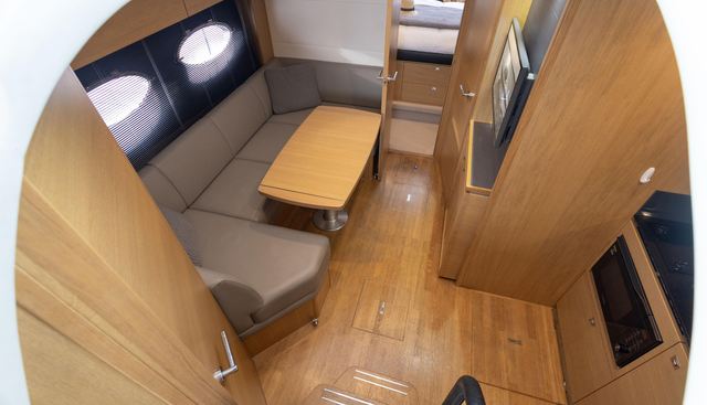 Viola III yacht for sale 5