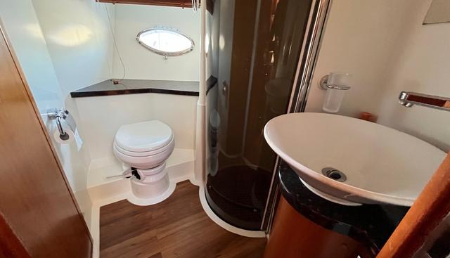 noname yacht for sale 37