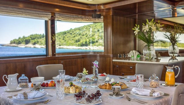 SEVENTH SENSE yacht for sale 8