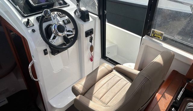 noname yacht for sale 8