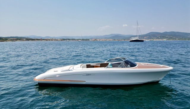 LULU yacht for sale 4