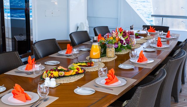 THE WELLESLEY yacht for sale 25