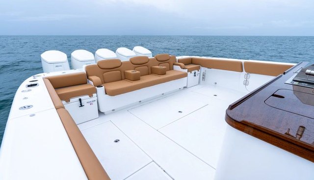 DEALER DEMO yacht for sale 8