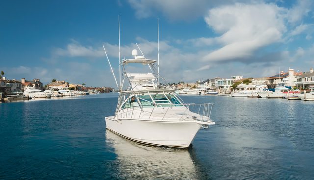 Affliction yacht for sale 9