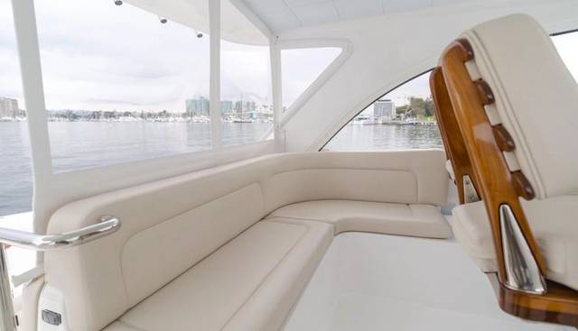 Commodore Two yacht for sale 29