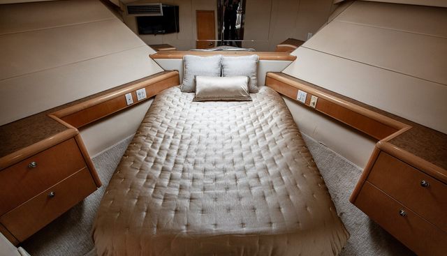 KRISTIN LEE yacht for sale 24