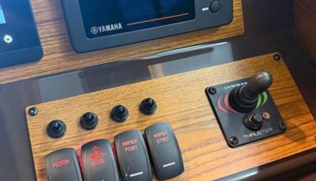 JUNI yacht for sale 15