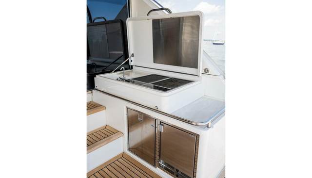 Jaaamn yacht for sale 20