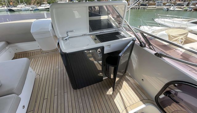 Lighter Moments yacht for sale 35
