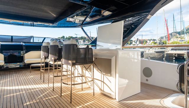 FAMILY SPIRIT yacht for sale 17