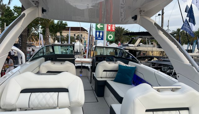 Regal LS6 yacht for sale 13