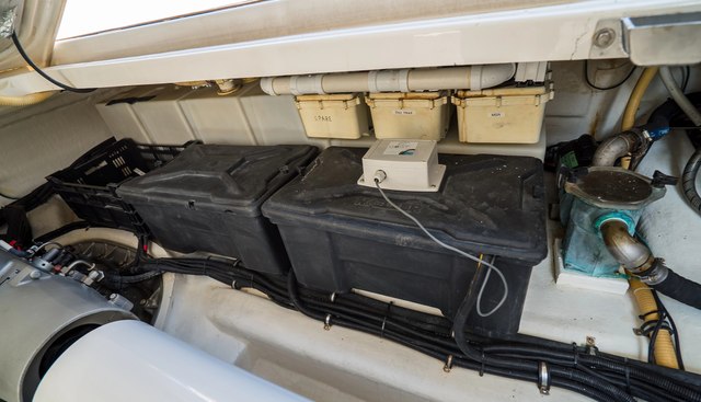 Island Moon yacht for sale 44