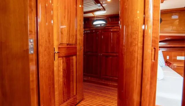 Sapphire II yacht for sale 18