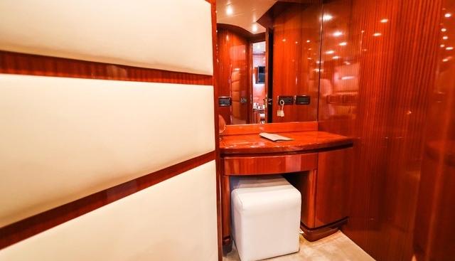 Eacos yacht for sale 17