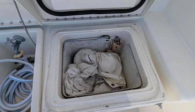 Mas Fina yacht for sale 32