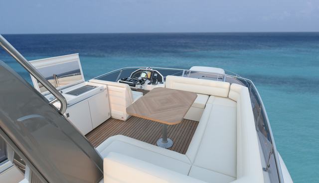 Greenline 48 Fly yacht for sale 5