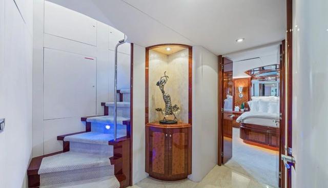 Aphrodite yacht for sale 30