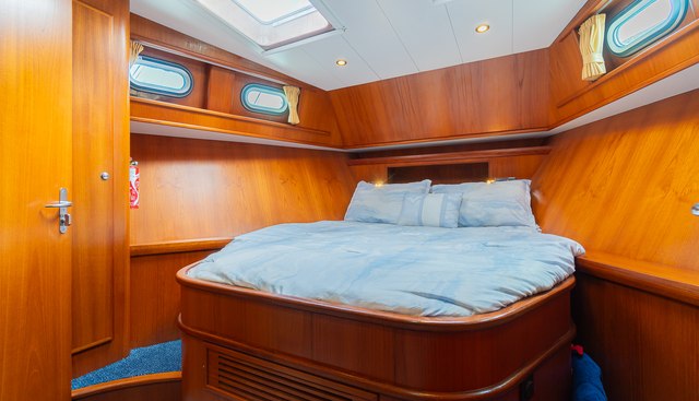 noname yacht for sale 14