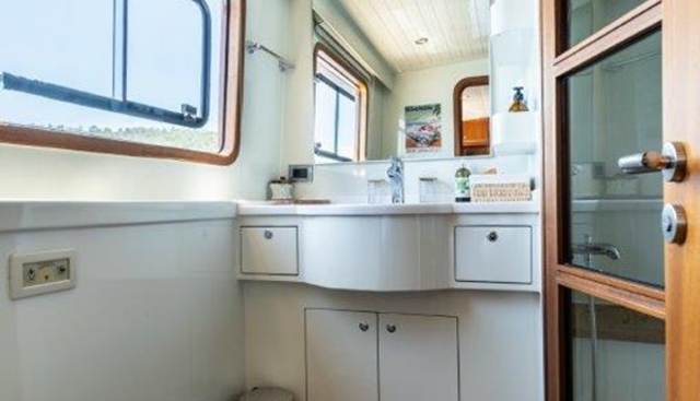 DILNISIN yacht for sale 22