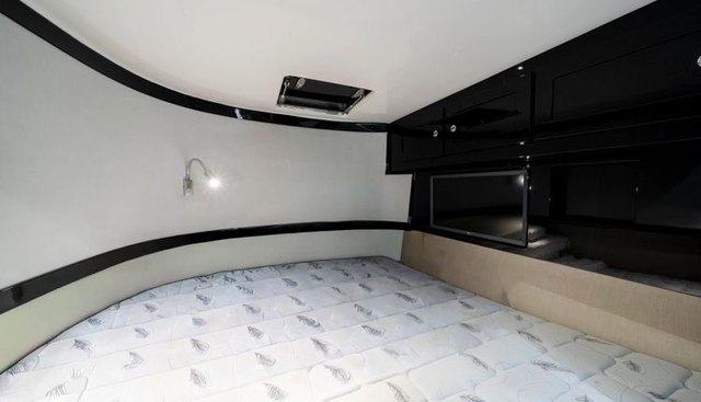 noname yacht for sale 30