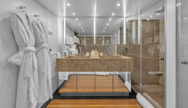 SEA AXIS yacht for sale 28