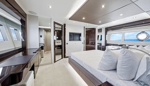 PURA VIDA yacht for sale 44