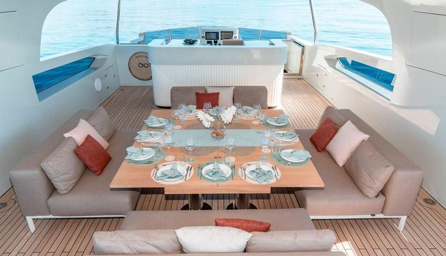 INFINITY NINE yacht for sale 19