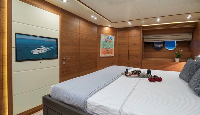 EL PECADO yacht for sale 20