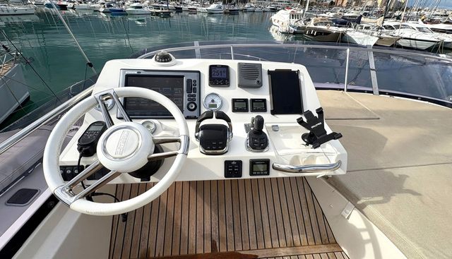 P500 yacht for sale 9