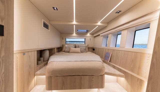 noname yacht for sale 32