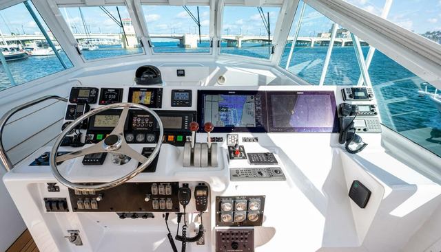 ENCHANTRESS yacht for sale 54