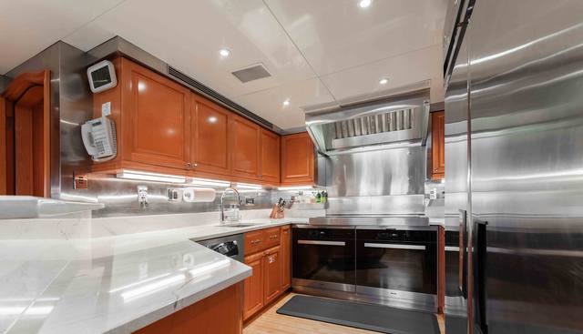 SUMMERDANCE yacht for sale 28