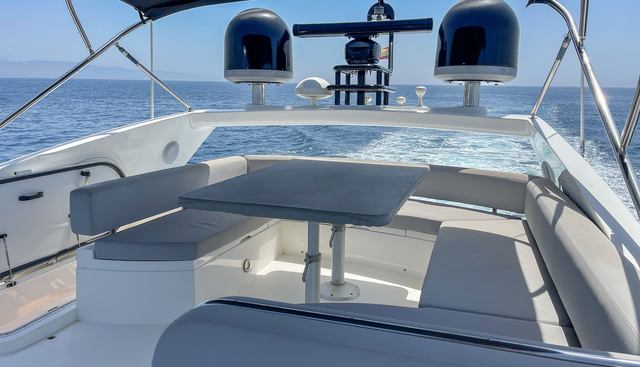 JUNIOR yacht for sale 12