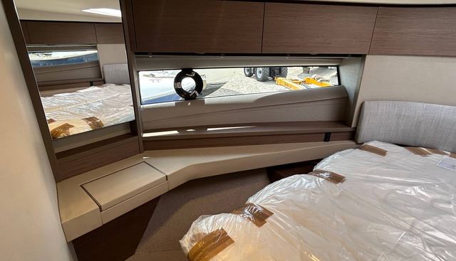 noname yacht for sale 32