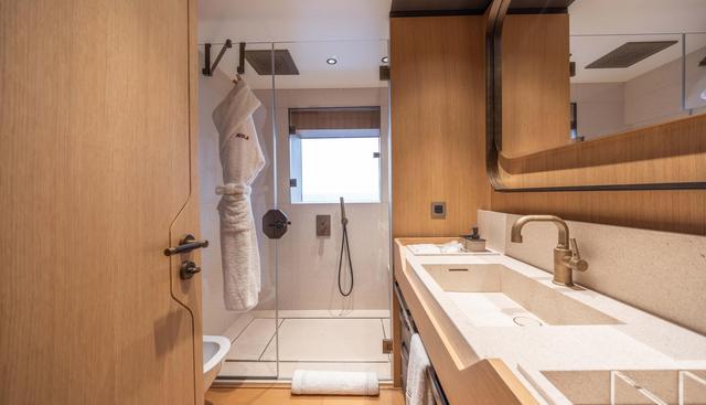 AKULA yacht for sale 29