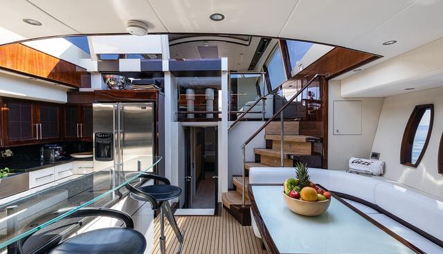 LIZZI yacht for sale 8