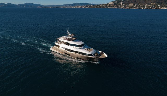 YVONNE yacht for sale 24