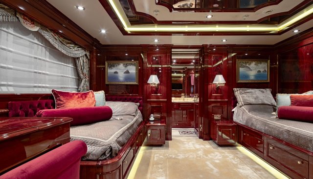 RICHAR yacht for sale 28