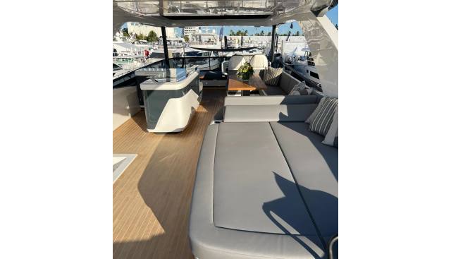 Pearl 72 yacht for sale 30