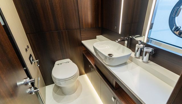 5322488 yacht for sale 52