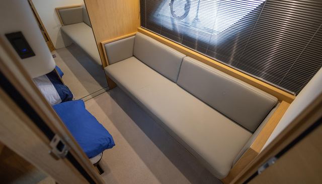 Viola III yacht for sale 69