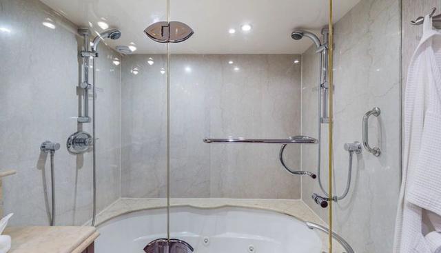 Aphrodite yacht for sale 40