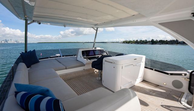 4-Play VII yacht for sale 14