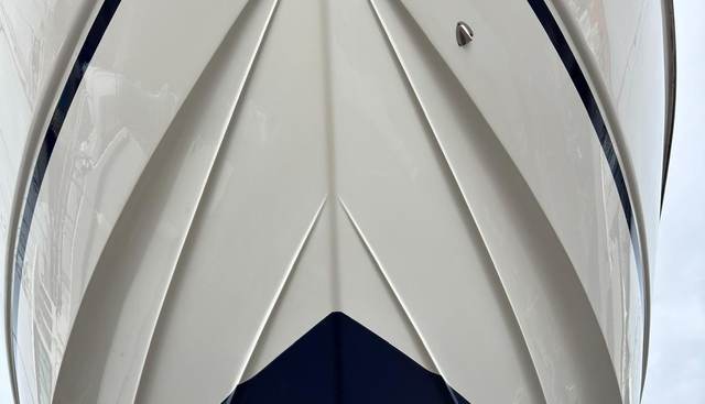 Footloose yacht for sale 25