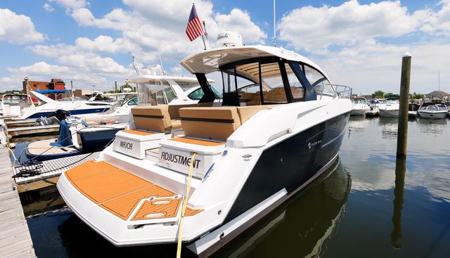Major Adjustment yacht for sale 9