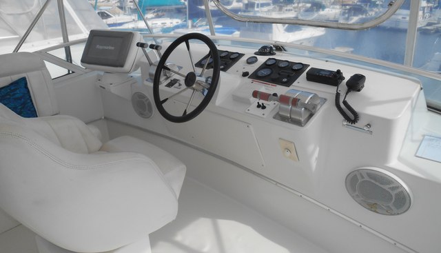 Lucky yacht for sale 37