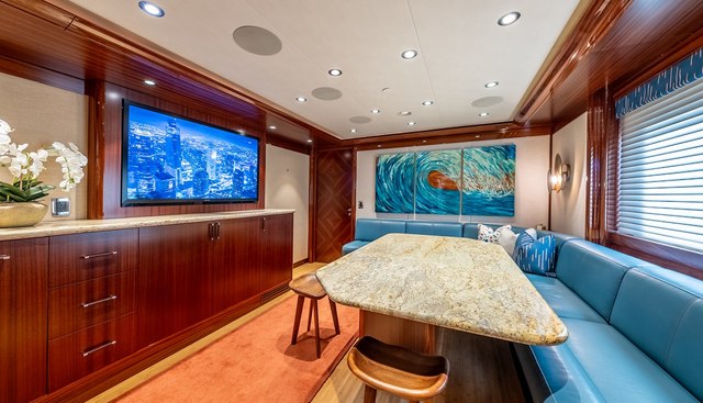 VALINOR yacht for sale 22
